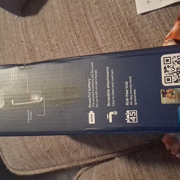 NWT Philips Norelco Multigroom 3000 All-in-One 13-Pc Men's Trimmer - Picture 2 of 3